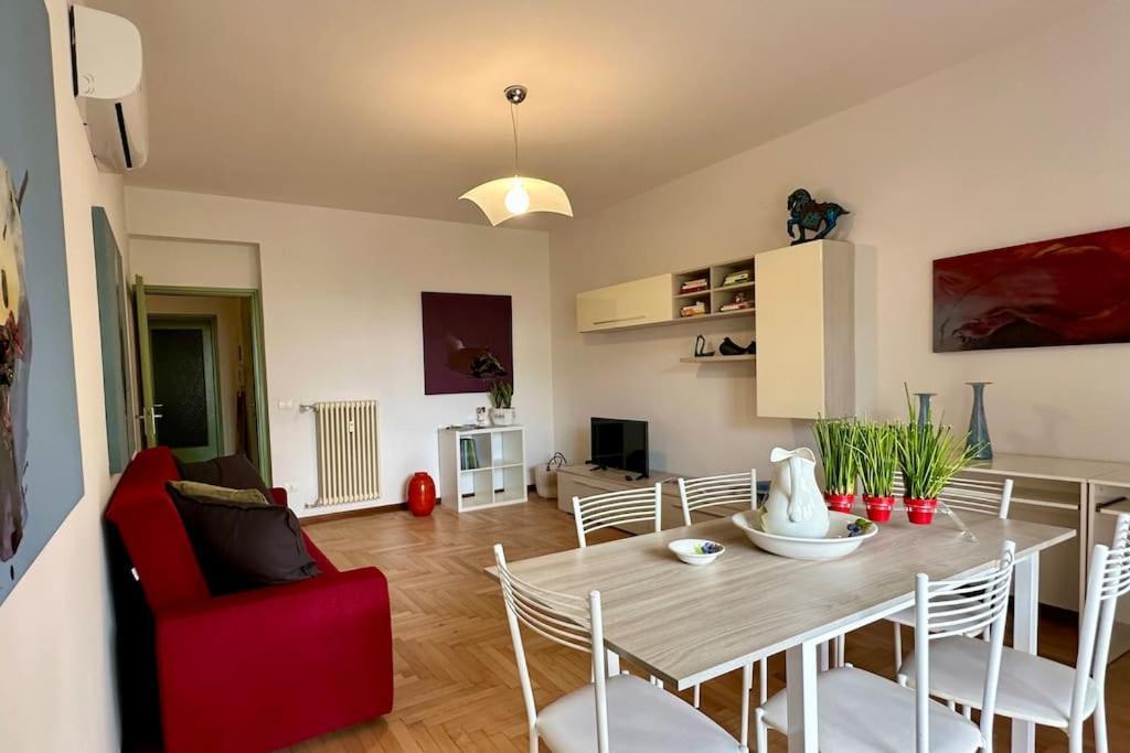 Ferienwohnung A Casa Di Deborah Padua Exterior foto